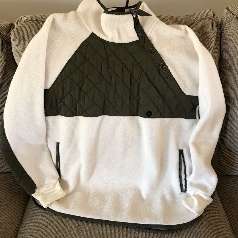 Abercrombie & Fitch Asymmetrical snap-up fleece